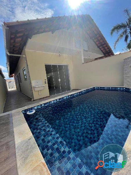 Casa nova com piscina!