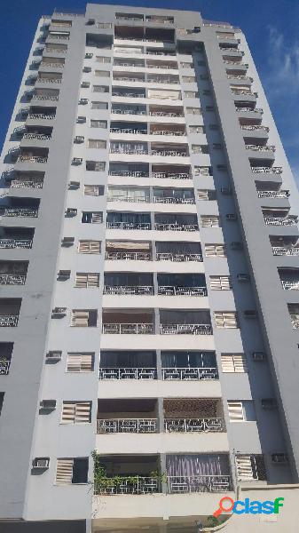 Ótimo apartamento a venda no Edifício Golden Park
