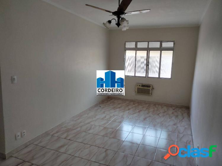 Apartamento de 02 Dormitórios em São Vicente