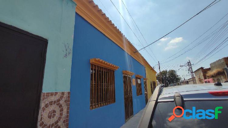 Casa en venta en San Blas Valencia 300 mtrs.