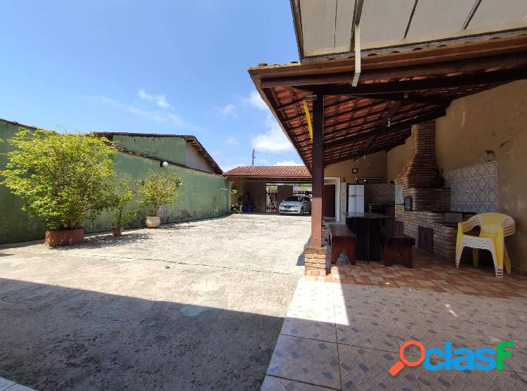 Bela casa a venda no Perequê Açu em Ubatuba.