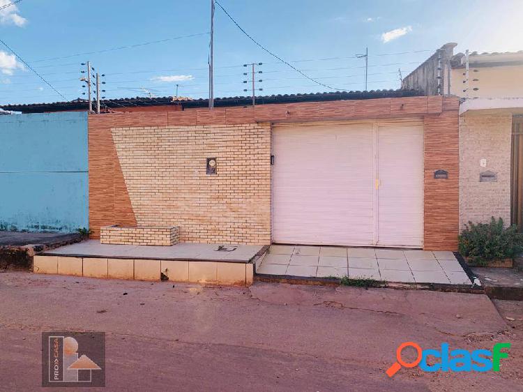 Vendo casa no Planalto Turu 3, área construída 150 M2.