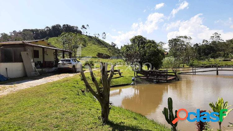 Sítio À Venda Em Paraibuna/SP Com Casa Sede, Dois Lagos E