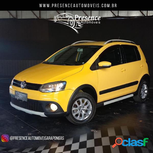 VOLKSWAGEN CROSSFOX 1.6 MI TOTAL FLEX 8V 5P AMARELO 2013 1.6