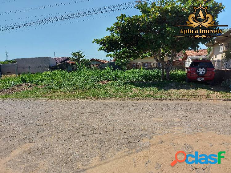 Terreno com 620 m² na Meia Praia em Navegantes