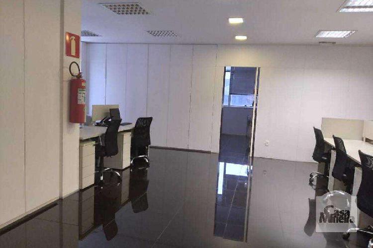 Sala, Estoril, 0 Quarto, 3 Vagas, 0 Suíte