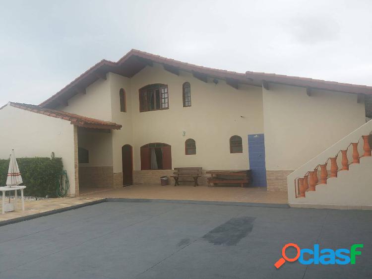 VENDE-SE CASA ALTO PADRÃO NO JARDIM GRANDESP, ITANHAÉM