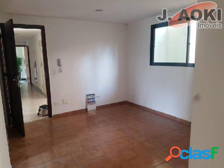 Apartamento para aluguel possui 42 m² com 1 quarto em Vila