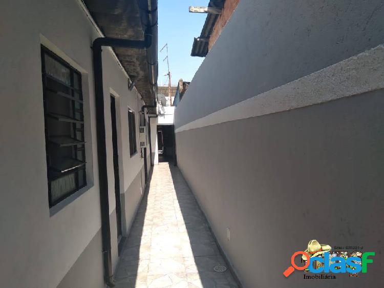 CASA À VENDA COM EDÍCULA