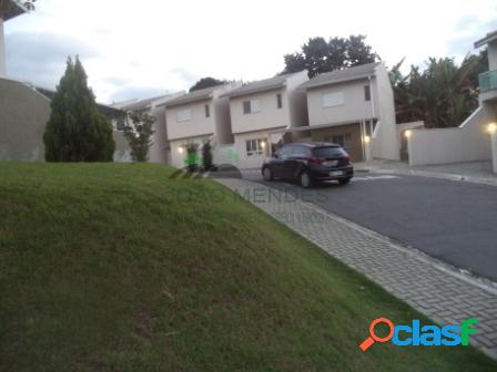 Casa à venda em Condomínio, em Atibaia/SP.