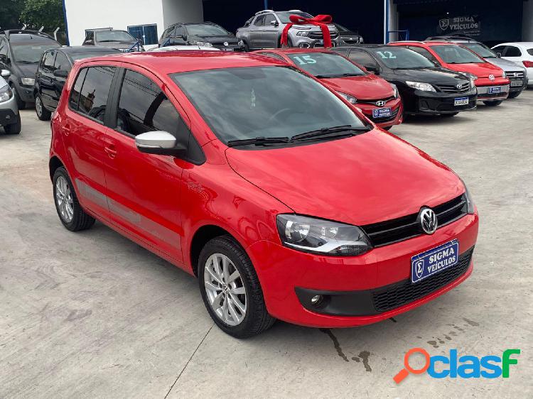 VOLKSWAGEN FOX ROCK IN RIO 1.6 MI TOTAL FLEX 8V 5P VERMELHO