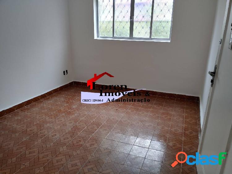 Apartamento Térreo 2 dormitórios Embaré Santos!