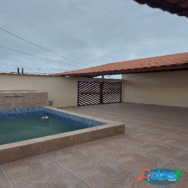 Casa nova com piscina e baixa entrada!