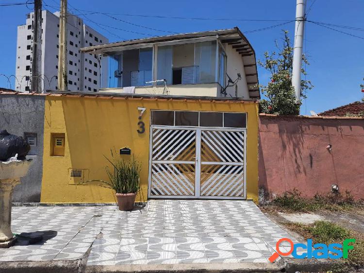 VENDE-SE CASA SOBRADO NO SANTA EUGÊNIA, MONGUAGUÁ