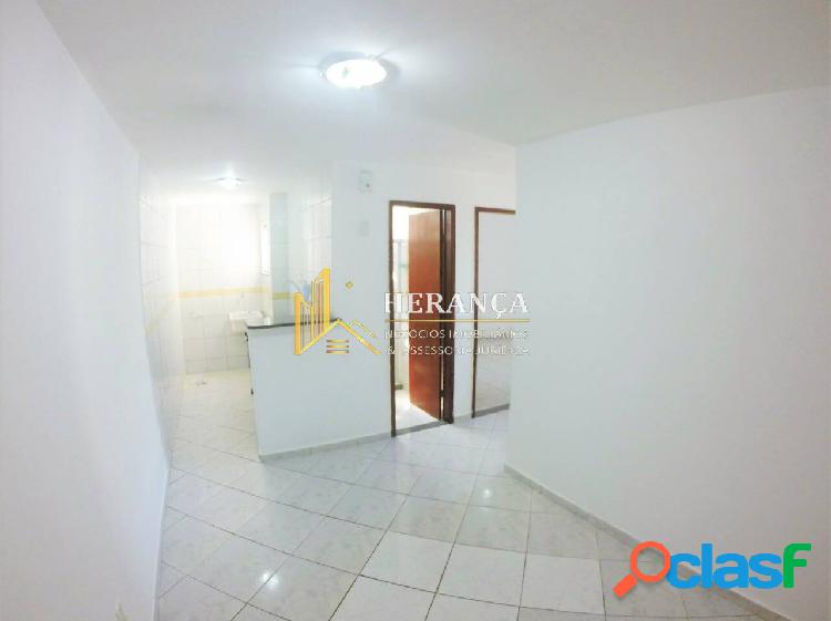 Excelente apartamento em condomínio fechado no Recreio