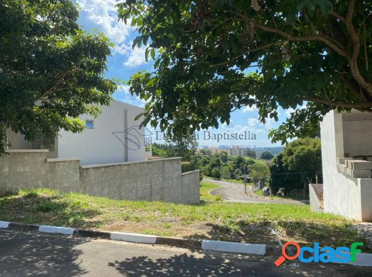 Terreno em Condomínio a Venda no bairro Loteamento