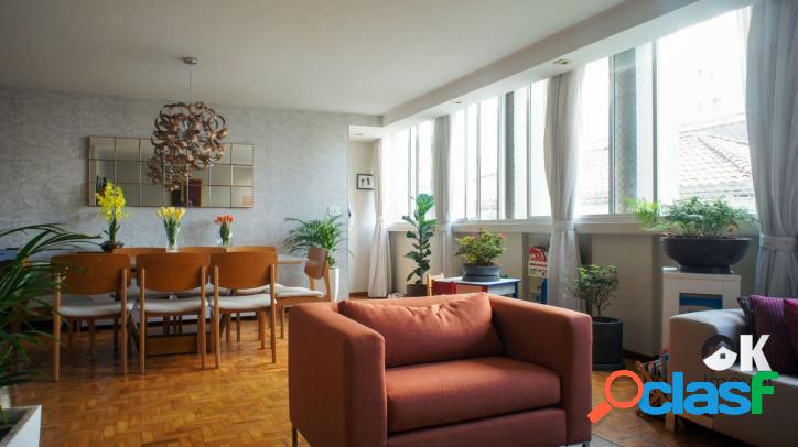 Apartamento reformado: 117m², 3 quartos e 1 vaga - Jardim