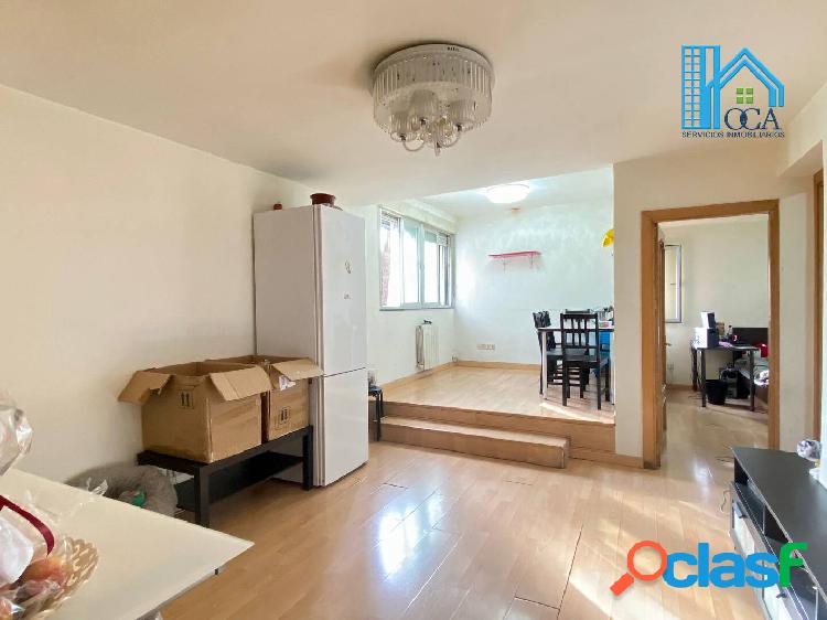 Piso en venta en calle Tomelloso, Madrid
