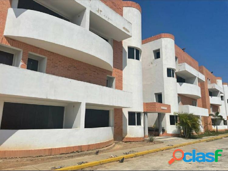 Se vende apartamento Dúplex de 139m2 en San diego
