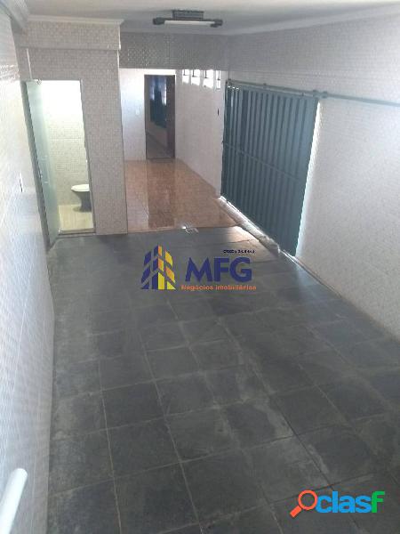 Ótima casa na Vila Santana