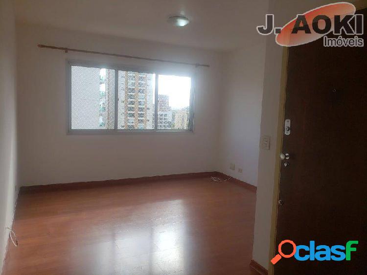 Apartamento para venda possui 65 m² com 2 quartos em Vila
