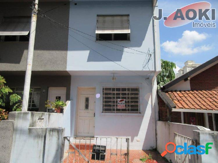 Sobrado para aluguel tem 80 m² com 2 quartos em Vila