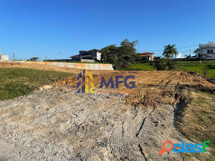 Terreno em condomínio Village Aracoiaba