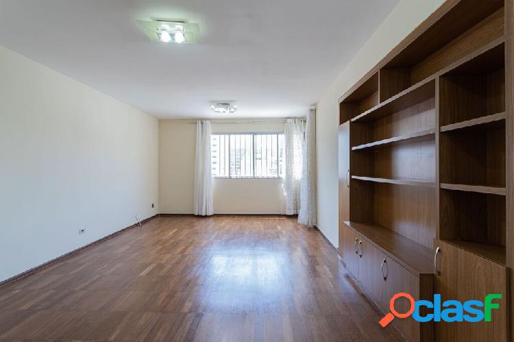 Apartamento com 3 quartos, 114m², à venda