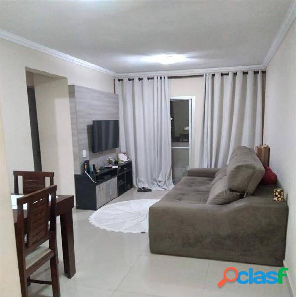 Apartamento com 2 dormitórios à venda, 50 m² por R$