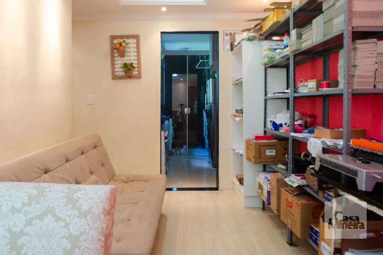 Apartamento, Jacqueline, 2 Quartos, 1 Vaga, 0 Suíte