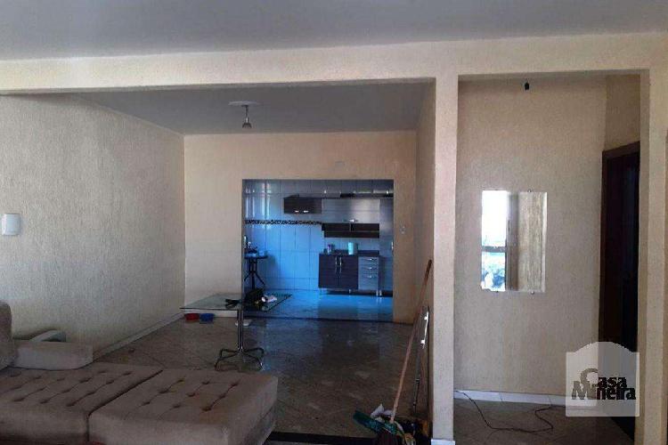 Casa, Inconfidentes, 3 Quartos, 8 Vagas, 0 Suíte
