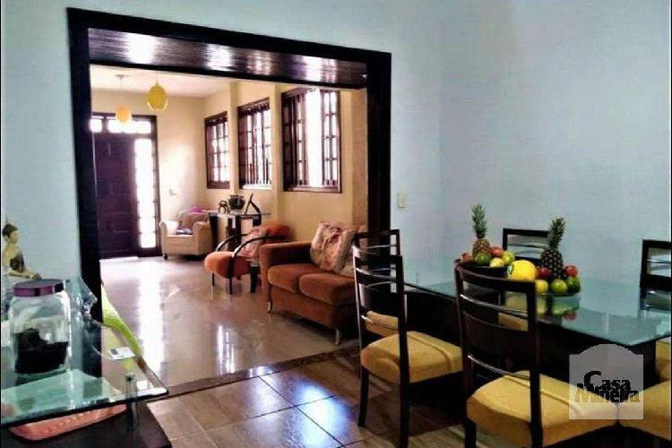 Casa, Jardim Canadá, 3 Quartos, 5 Vagas, 1 Suíte