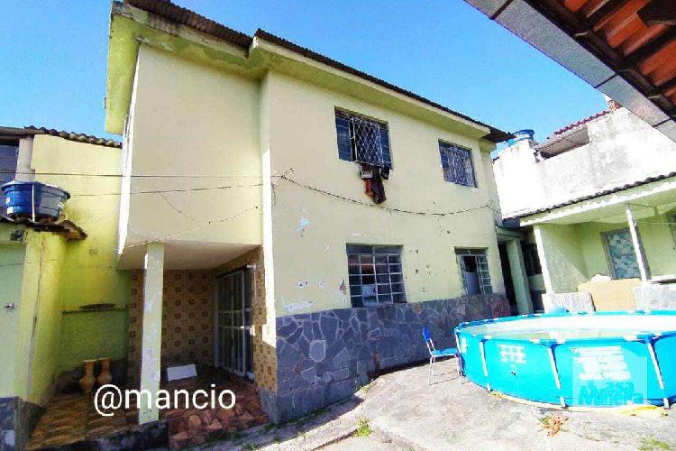Casa, Santa Cruz, 3 Quartos, 8 Vagas, 1 Suíte
