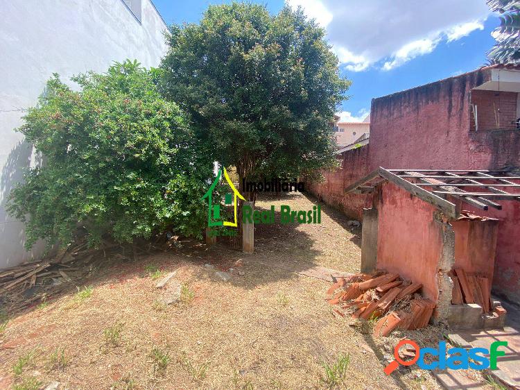 Terreno no Jardim Americano.