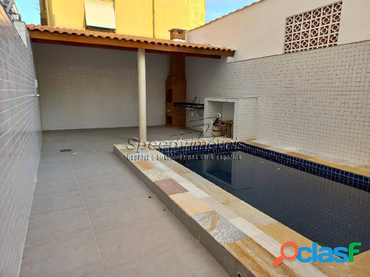 Casa para venda em Santos 3 dormitórios, com piscina.