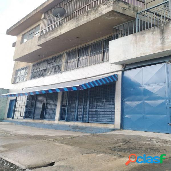 EN VENTA LOCAL COMERCIAL PERIFERICO LA CANDELARIA