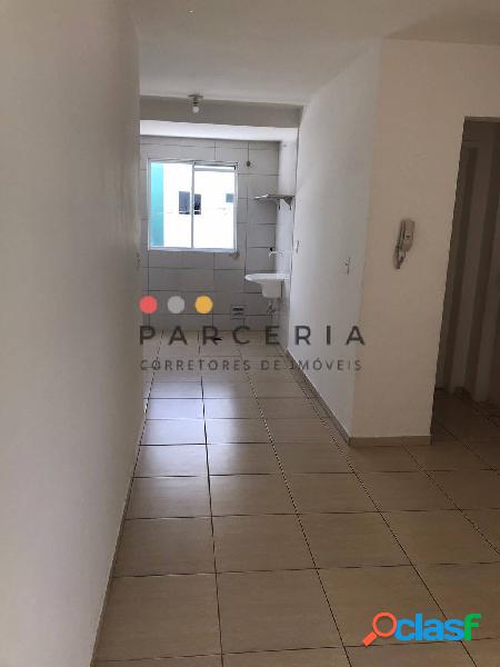 Apartamento à venda com 02 dormitórios, no Residencial