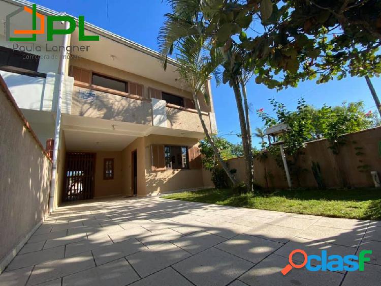 SOBRADO GEMINADO - QUADRA DO MAR - BALNEÁRIO BRASÍLIA -