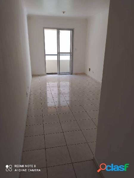 Lindo Apartamento com 3 quartos e 1 banheiro na V.N.