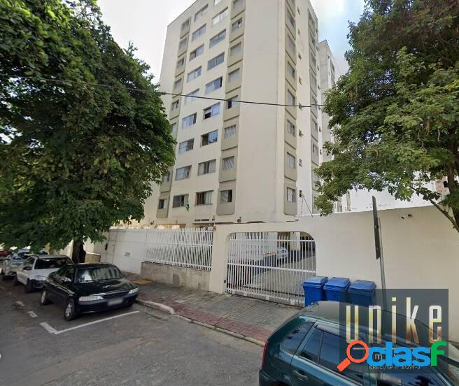 Apartamento recém reformado 03 dormitórios,01suíte - Vila