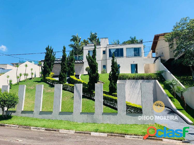 Casa á venda em Bom Jesus dos Perdões em condomínio