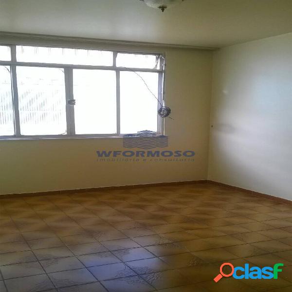 Apartamento sala e 2 quartos para alugar em Fonseca -