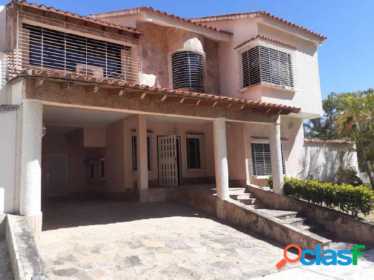 HERMOSA QUINTA EN VENTA. ALTOS DE PREBO