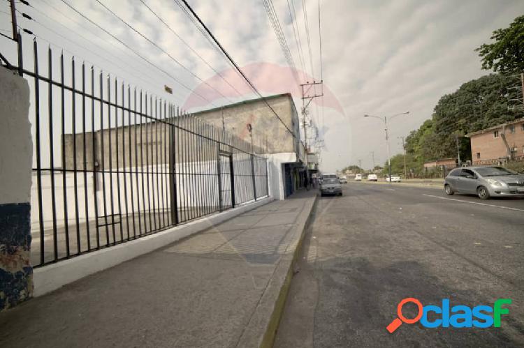 Local Comercial En Venta Av. Lisandro Alvarado Valencia 500