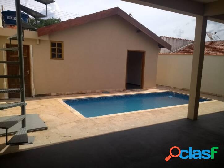 VENDE-SE ÓTIMA CASA NO NOSSO TETO II EM PIRAJU/SP