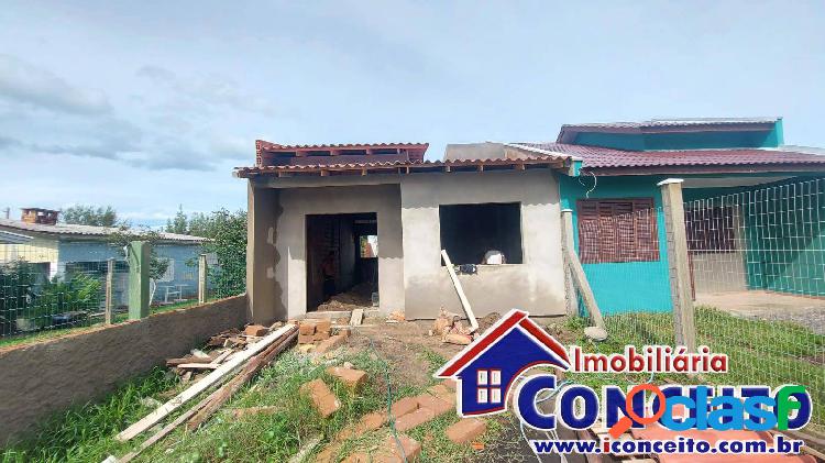 C356 - Residência em construção localizada no balneário