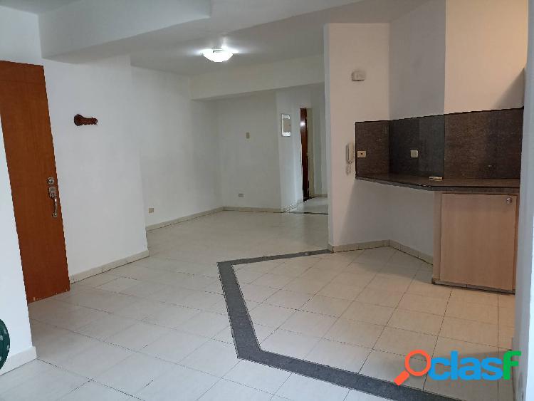 APARTAMENTO EN VENTA, TRIGALEÑA