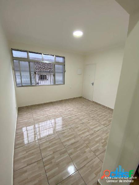 Excelente apartamento no 1° andar de frente