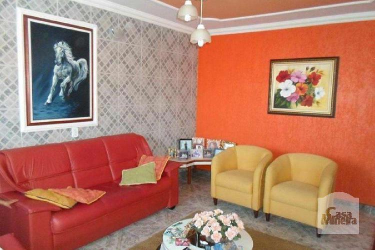 Casa, Alvorada, 5 Quartos, 4 Vagas, 1 Suíte