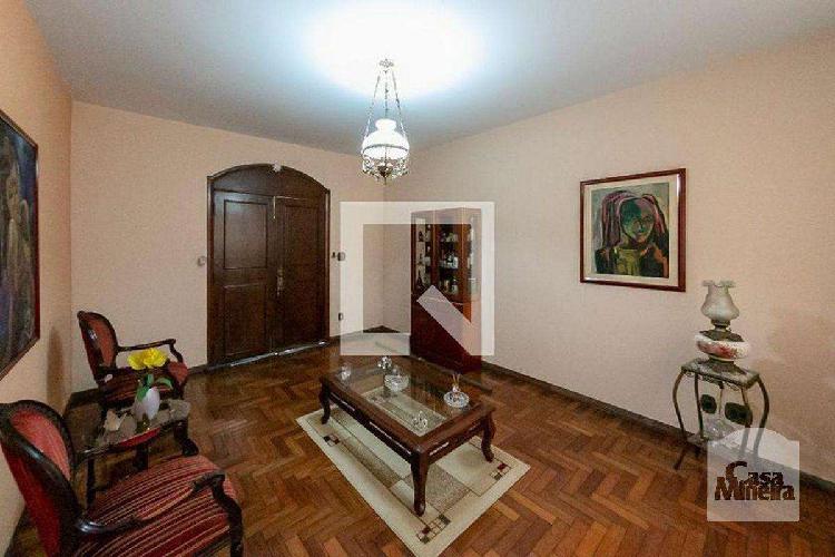 Casa, Barroca, 6 Quartos, 4 Vagas, 1 Suíte